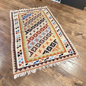 Beautiful Hand-made Gelim